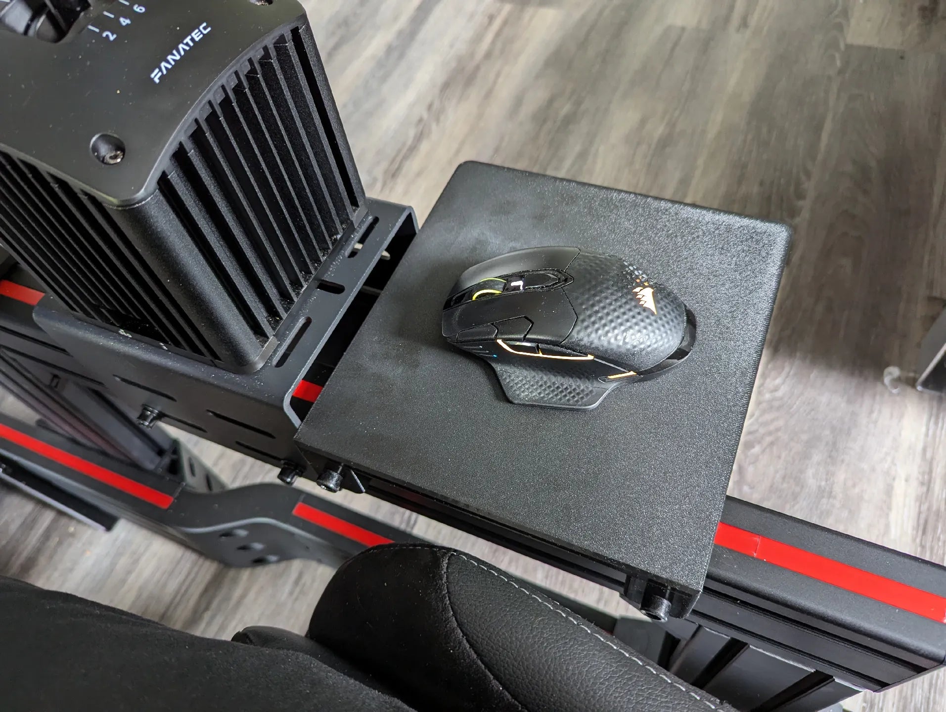 Mouse Pad Tray for Sim Racing Cockpit – 200x210mm Surface – 4040/4080 Aluminum Profile